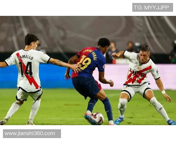 巴萨逆转皇马精彩集锦三个进球带来激情四射的经典对决